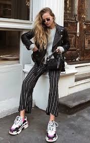 Or get ready to fight any chills with a padded design. Leather Jacket With Oversized Sweater Outfits 30 Ideas Outfits Lookastic