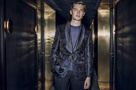 Gieves Hawkes Autumn Winter 2018 Advertising Campaign Fashion Suit Gentleman Male Fashion Advertising Campaign Fashion Models