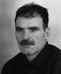 Ο κρητικός χορός δέχτηκε ελάχιστες επιδράσεις από το γεγονός ότι το νησί είναι κάπως απομακρυσμένο και γιατί οι κρητικοί διατηρούν με θρησκευτική ευλάβεια τα παραδοσιακά έθιμα. Facebook