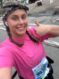 Did you run in today's KDF mini/Marathon? 👟 Post your pictures below!