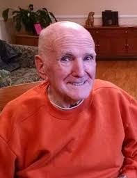 Hubert Dubois's Instagram, Twitter & Facebook