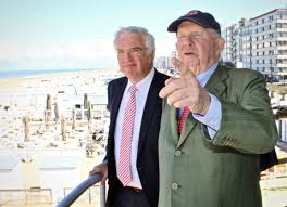 Het wordt leopold lippens te gortig. Burgemeester Lippens Verbiedt Als Eerste Alle Evenementen In De Standaard Mobile