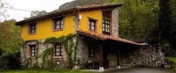 Acogedoras casas rurales, restauradas e integradas en entorno natural y de construcciones tradicionales. Casa La Rotella Casa Rural La Rotella Cangas De Onis Cano