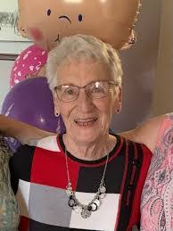 Joyce Oakman's Instagram, Twitter & Facebook