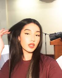 She is all rainbows and sunshine . . . . . . . #instagram #instamoment  #smallinfluencer #digitaldiary #influencerdigital #influencersdiscovery  #explorepage