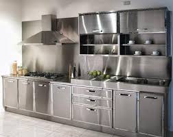 Kami menyediakan jasa desain kitchen set dengan harga yang sangat terjangkau. Kitchen Set Stainless Steel Minimalis Erigiestudio