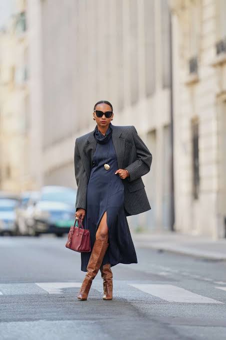 15 Knee-High Boot Outfits to Keep You Warm and Stylish