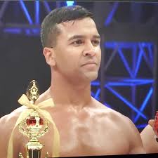 This is a little bit mad! Love Capoira.