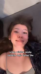 The only reason to live anywhere remotely cold is so I could wear things  like this. Otherwise, i'd melt.