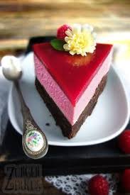 Brownie Torte Mit Himbeersahne Und Himbeerspiegel Zungenzirkus In 2020 Kuchen Und Torten Rezepte Himbeersahne Himbeerspiegel