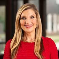 Holly Baumgart's Instagram, Twitter & Facebook