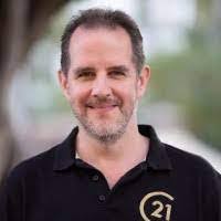 Pablo Orrantia's Instagram, Twitter & Facebook