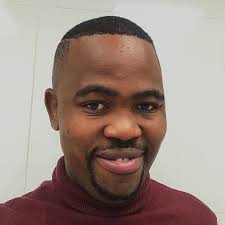 IVORY PARK'S OWN: HOW PURPOSE AND GRIT DROVE HER TO SUMMA CUM LAUDE IN  MEDICINE Sefako Makgatho Health Sciences University (SMU) recently  celebrated a remarkable academic milestone as Zamantungwa Memory Vukeya  graduated