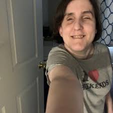 Clarissa Mitchell (@cfm_girl)