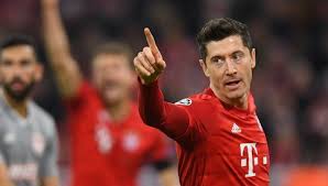 وضع الهداف الدولي البولندي روبرت ليفاندوفسكي حداً للتكهنات بشأن مستقبله، وإمكانية رحيله عن بايرن ميونيخ الألماني، وذلك بتأكيد رغبته في إنهاء مسيرته في صفوف بطل. ÙÙÙØ§ÙØ¯ÙÙØ³ÙÙ ÙØªÙØ¬ Ø¨Ø¬Ø§Ø¦Ø²Ø© Ø£ÙØ¶Ù ÙØ§Ø¹Ø¨ ÙÙ Ø¨Ø§ÙØ±Ù ÙÙÙÙØ® ÙØ´ÙØ± Ø£ÙØªÙØ¨Ø± ÙÙÙØ¹ Ø³Ø¨ÙØ±Øª 360 Ø£Ø¹ÙÙ ÙØ§Ø¯Ù Ø¨Ø§ÙØ±Ù ÙÙÙÙØ® ÙÙØ±Ø© Ø§ÙÙØ¯Ù ÙÙ Ø®ÙØ§Ù ÙÙÙØ¹Ù Ø§ÙØ±Ø³Ù Bayern Munich Bayern Munich