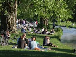 English garden (englischer garten) is ranked #1 out of 21 things to do in munich. Englischer Garten Mit Bayrisches Flair Geniessen Nahe Pullman Munich