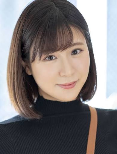 友咲真理香