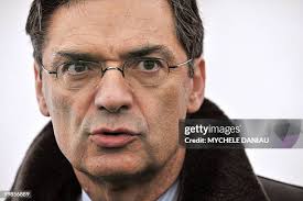 38,633 Fact Or Faked Paranormal Files Stock Photos, High-Res Pictures, and  Images