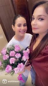 Charanjit Arora's Instagram, Twitter & Facebook