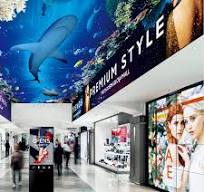 Retail hospitality led screens - Street Communication
