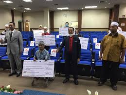 Yayasan pembangunan usahawan terengganu menyediakan pelbagai skim pinjaman atau pembiayaan sebagai usaha membantu meningkatkan keupayaan dan daya saing usahawan. Ypu Bantu Usahawan Di Terengganu Malaysia Aktif