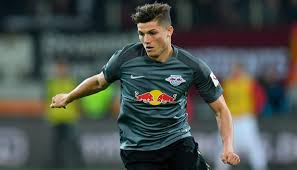 Di lorenzo, bonucci, acerbi, spinazzola; Fussball Leipzig Profi Sabitzer Erstmals Fussballer Des Jahres