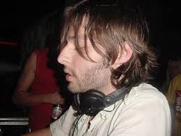 DJ N0B0DY aka DJ COMMERCIAL BREAK