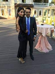 Elena basescu si sotul sau, bogdan ionescu, zis si syda, au divortat in mare secret. Elena Basescu Si Bogdan Ionescu Au Divortat