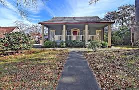 Charleston Sc Real Estate Charleston Homes For Sale Realtor Com With Images Charleston Homes House Styles Estates