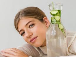 Сегодня же сама саша показала фотографию со свадьбы, которую лаконично подписала: Marleighrmcclure