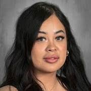 Dionne Holley's Instagram, Twitter & Facebook