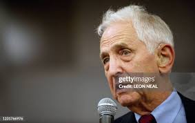 260 Daniel Leak Photos & High Res Pictures