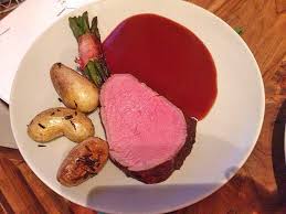 Rinderfilet Mit Niedrigtemperatur Garen Von Lars Am Herd Chefkoch Rezept Rinderfilet Rinderfilet Rezepte Gourmet Essen