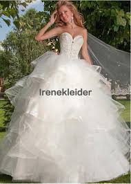 Du suchst ein günstiges brautkleid und möchtest aber kein outlet brautkleid oder ein gebrauchtes kleid. Asiatische Brautkleider Rot Bling Ballkleid Brautkleider Preise Fur Brautkleider In Simbabwe