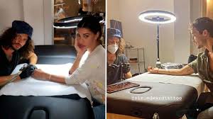 Biografia, età, flirt con antonino spinalbese, la storia con stefano de martino, il figlio santiago e la famiglia della showgirl argentina. Belen Rodriguez E Antonino Spinalbese Arriva Il Tatuaggio Di Coppia