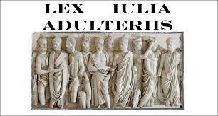 Agusto en Mérida: "Lex lulia Adulteris"