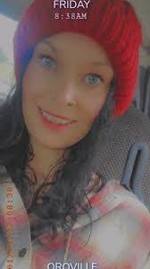 Helen Warnick's Instagram, Twitter & Facebook