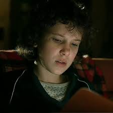 She loved her mum sm #fyp #fypageシ #strangerthings #strangerthings4  #strangerthingsedit #elevenhopper #eleven #elhopperedit #elhopper  #elevenedit