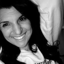 Gilda Almonte's Instagram, Twitter & Facebook