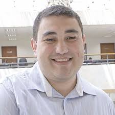 Stream Arthur Augusto Santos music