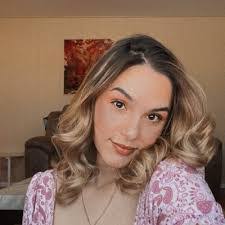 Brandi Torres's Instagram, Twitter & Facebook