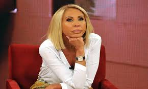 Cristian zuárez, el ex novio de la presentadora laura bozzo, publicó en su cuenta de instagram un video que horrorizó a más de uno. Ex Novio De Laura Bozzo Revela Como Ella Lo Humillo Por No Tener Dinero Foto Notitotal