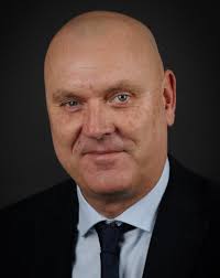 Knight Frank appoints Stirk to co-head data centres service