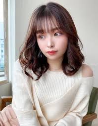 韓国ヘア ヨシンモリ 長め前髪 面長 エギョモリ 顔まわり 後れ毛 20代髪型 mm 20 ヘアカタログ 髪型 ヘアスタイル afloat アフロート 表参道 銀座 名古屋の美容室 美容院 2021 ミディアムロングのヘアスタイル ヘアスタイル ロング セミディ