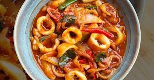 Tidak bisa dipungkiri bakso sudah menjadi makanan favorite bagi semua kalangan. 5 Resep Cumi Saus Padang Spesial Lezat Dimasak Dengan Rempah Rempah Bagian 2