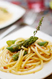 Bucatini Com Aspargos E Presunto Sabor Sonoro