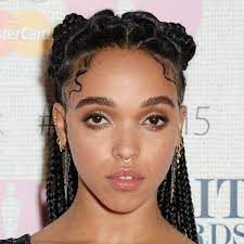However, short hair and simple cornrows tend to look monotonous. 12 Inspirational Ways To Style Your Baby Hairs Allure