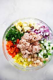 Mediterranean Tuna Salad With No Mayo Lexi S Clean Kitchen Recipe Best Tuna Salad Recipe Mediterranean Tuna Salad Garbage Salad Recipe
