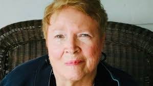 Karen Getz's Instagram, Twitter & Facebook