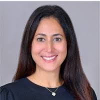 Elizabeth Rosenblatt's Instagram, Twitter & Facebook